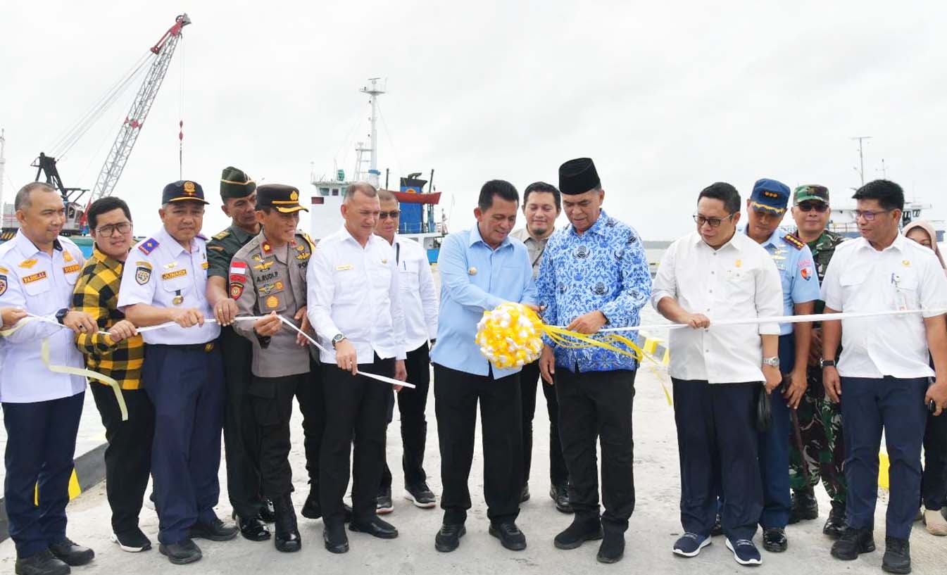 Pelabuhan Pengumpan Penagi Ranai Diresmikan Oleh Gubernur, Untuk Peningkatan Pelayanan Transportasi