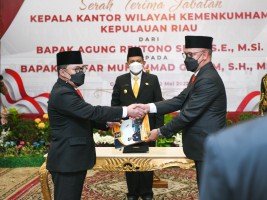 Gubernur Ansar Pimpin Sertijab Kakanwil Kemenkumham Kepri