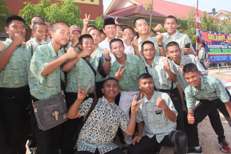 Pendidikan Kunci Menuju Keberhasilan