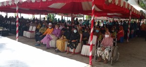 100 Lansia Dapat Bingkisan Dalam Peringatan Harganas 2022 Provinsi Kepri