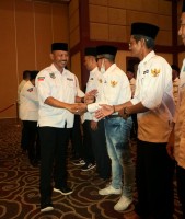 Sekdaprov Adi Hadiri Pelantikan Pengurus DPD APDESI Provinsi Kepulauan Riau