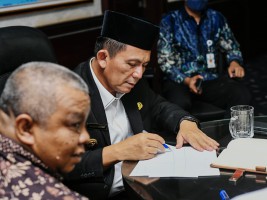Gubernur Ansar Serius Garap Kelanjutan Penataan Gurindam 12