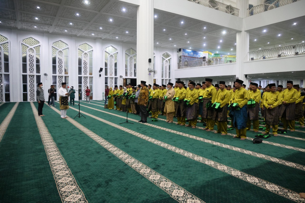Gubernur Ansar Lantik Dewan Hakim MTQ IX Provinsi Kepri