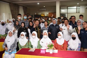 Hj. Dewi Ansar Buka Kegiatan Sosialisasi Pusat Informasi Konseling Remaja (PIK-R)