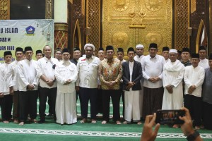 Gubernur Ansar Ajak Umat Jadikan Peringatan Tahun Baru Islam Sebagai Ajang Muhasabah Diri