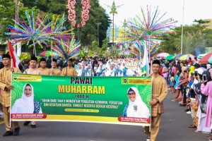 Masyarakat Tumpah Ruah Saksikan Pawai Muharam 1444 Hijriah