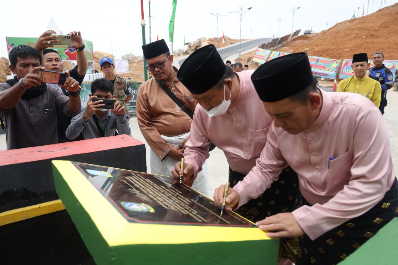 Jembatan Selayang Pandang II Jadi Ikon Baru Tarempa