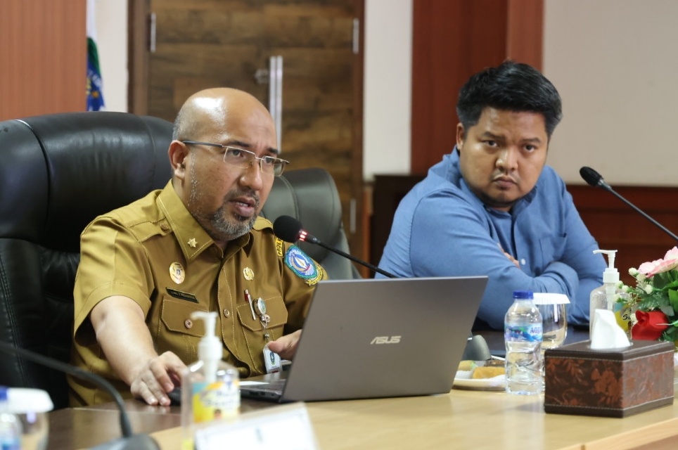 Gubernur Ansar Instruksikan Pengawasan Distribusi Solar Bersubsidi Untuk Nelayan