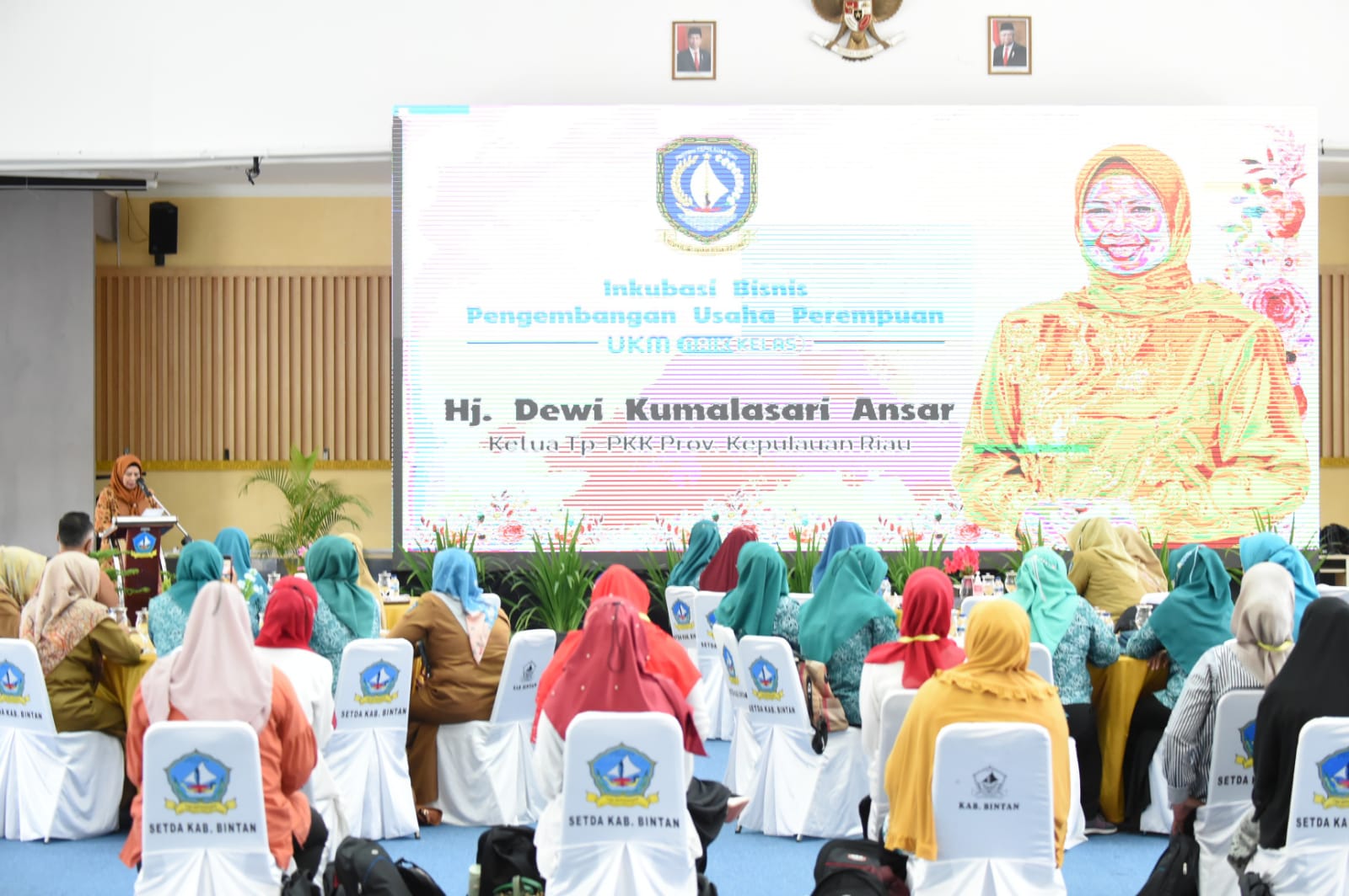 Dewi Ansar Dorong Pelaku UMKM Perempuan di Kepri Naik Kelas