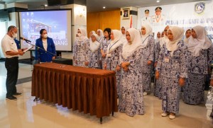 Hadiri Pengukuhan Pengurus IWAPI Kepri Periode 2022-2027, Sekda Adi Ajak Wanita Pengusaha Pulih dan Bangkitkan Ekonomi Kepri