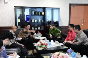 Gubernur Ansar Terima Kunjungan Menteri Kedua Untuk Luar Negeri dan Pendidikan Singapura