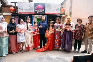 Gubernur Ansar Resmikan Festival Moon Cake dan Mural 3D Kota Lama