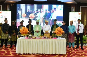 Hadiri Syukuran HUT  Karimun ke-23, Gubernur Ansar Tekankan Pentingnya Keterlibatan Masyarakat Dalam Pembangunan