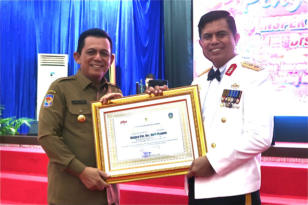 Gubernur Ansar Hadiri Pengantar Tugas Wakapolda Kepri