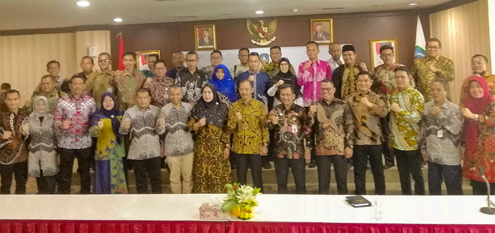 Sekdaprov Saksikan Penandatanganan Kerjasama Pendanaan Pemilu Serentak 2024 se-Kepri