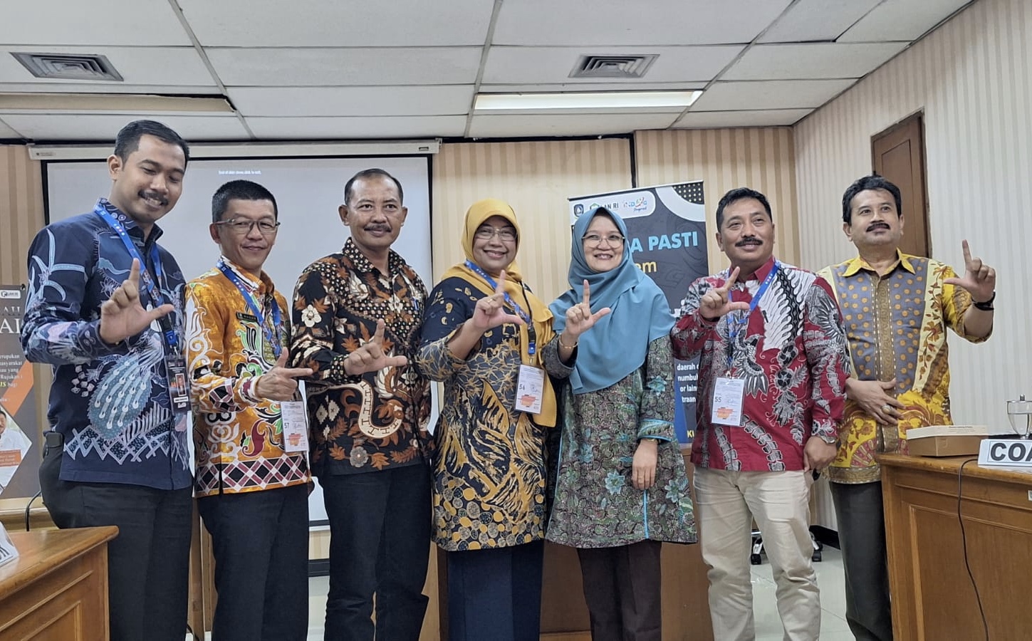 Sekdaprov Adi Menjadi Mentor Seminar Implementasi Proyek Perubahan PKN Diselenggarakan LAN