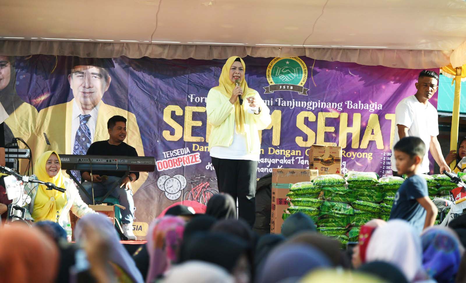 Dewi Ansar Ikuti Senam Sehat FSTB, Ajak Masyarakat Giat Berolahraga