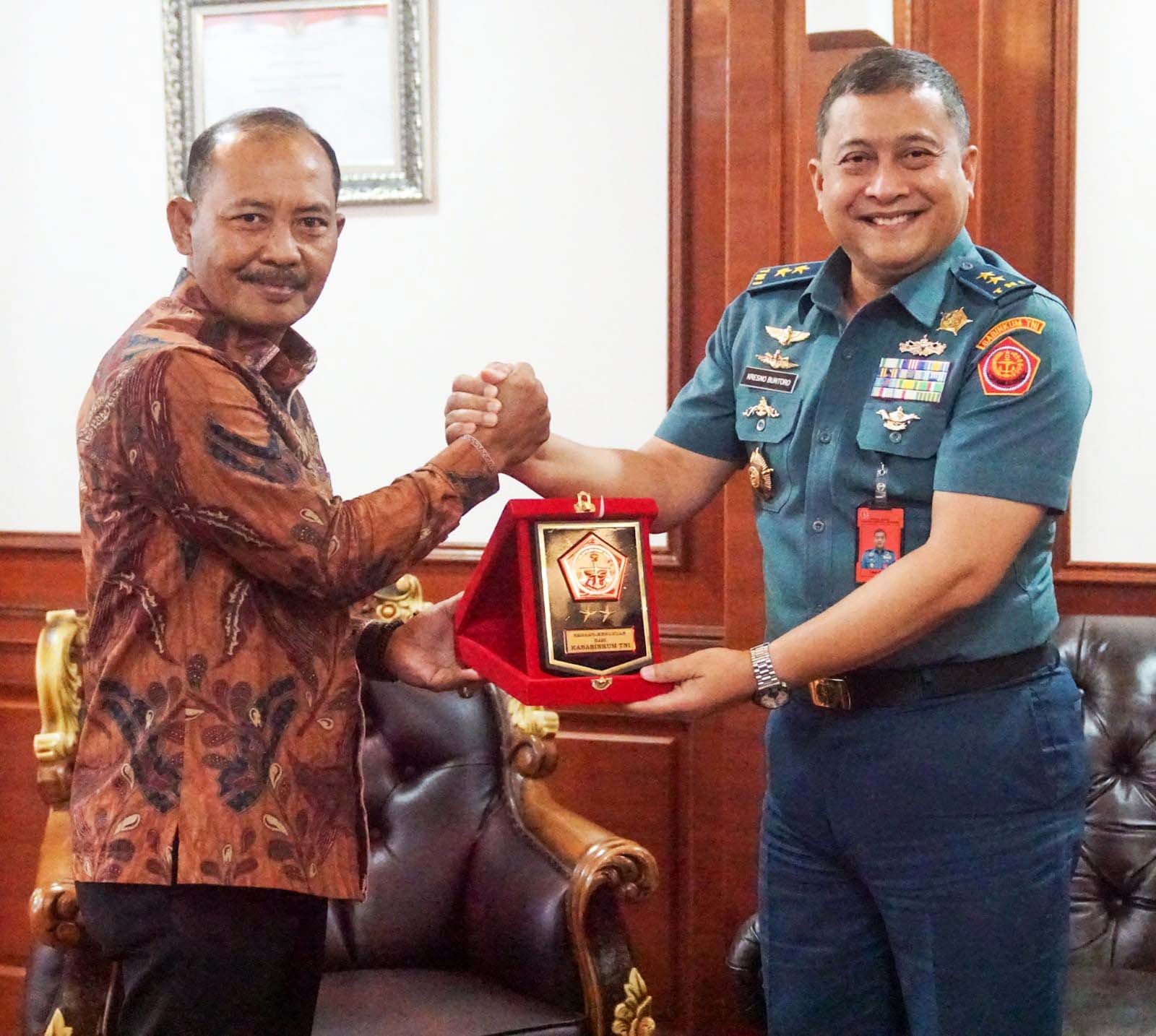 Sekda Adi Beraudiensi Dengan Kababinkum TNI, Bahas Peningkatan Status Pengadilan Militer Kepri