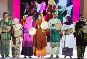 Buka Dekra Fest Kepri 2023, Dewi Ansar : Dekra Fest Kemilau Wastra Bangkitkan Ekonomi Kepri"