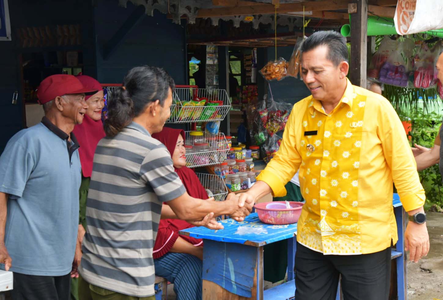 Gubernur Ansar Disambut Antusias Masyarakat Sedanau