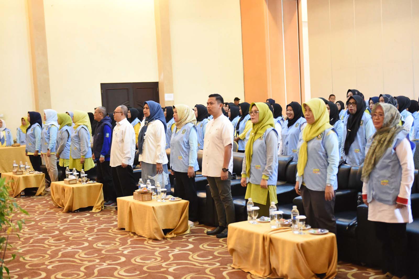 Dewi Ansar Buka Workshop Kader Posyandu di Kabupaten Bintan