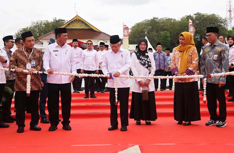 Wapres Ma'ruf Amin Buka Kepri Ramadan Fair 2024, Apresiasi Kolaborasi KDEKS-BI