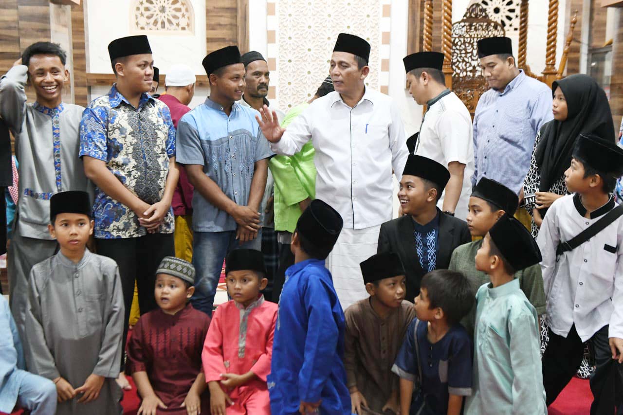 Malam ke-16 Ramadhan 1445 H, Gubernur Ansar Safari di Masjid Nurul Huda Bintan