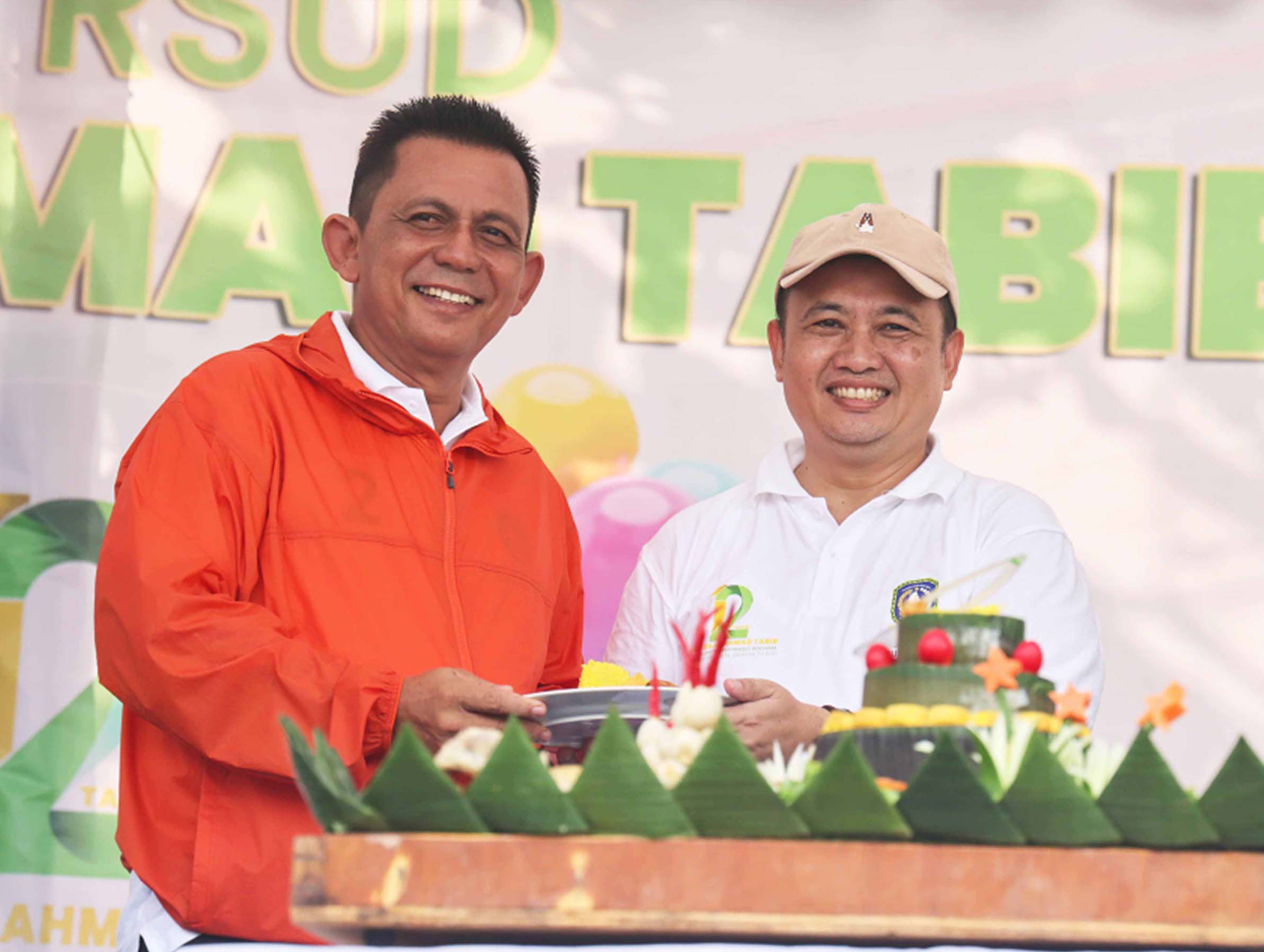 Peringatan HUT ke-12 RSUD RAT, Gubernur Ansar Ajak Evaluasi Kerja dan Kinerja