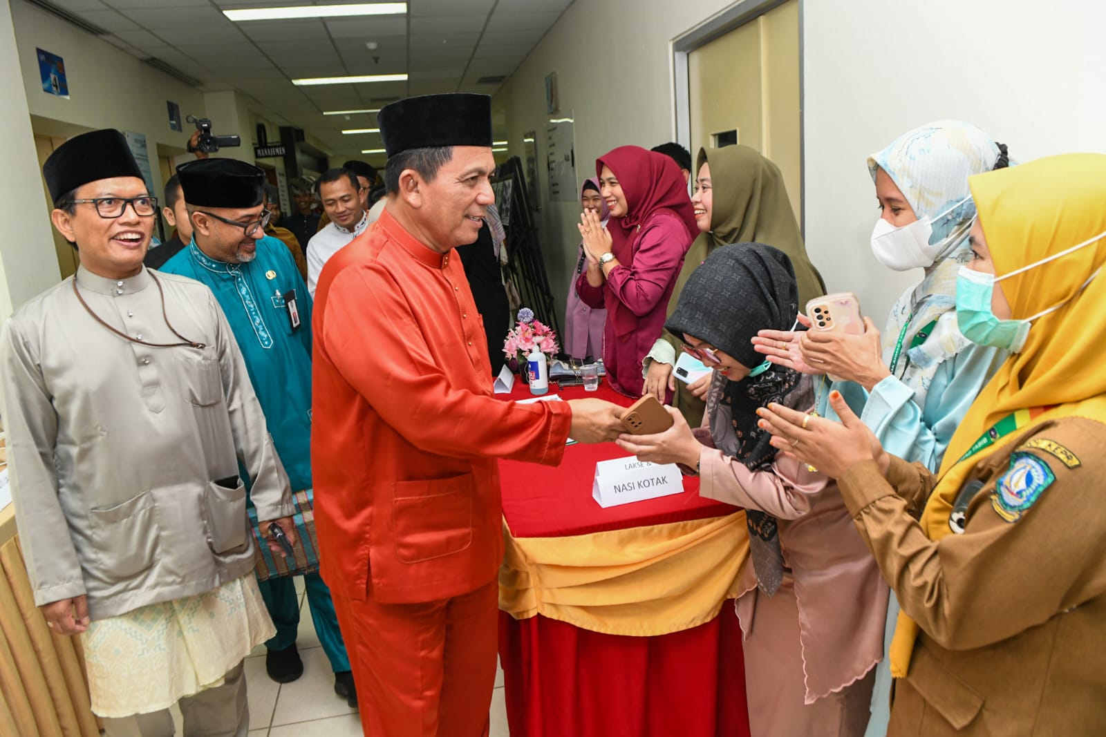 Halalbihalal Bersama Keluarga Besar RSUD RAT, Gubernur Ansar Tekankan Hebatnya Maaf-Memaafkan