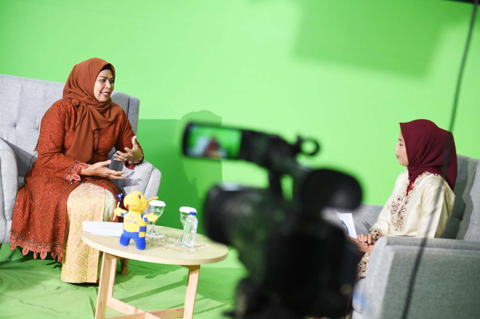 Dewi Ansar Jadi Narasumber Dalam Dialog Kepri Gemilang Bersama TVRI Kepulauan Riau