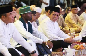 Haflah Al-Qur'an: Gubernur Ansar Ahmad Hadirkan Qori Internasional Syekh Iddi Shaaban dari Tanzania