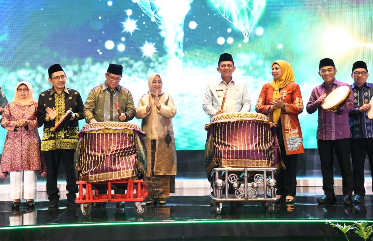 Gubernur Ansar Hadiri Opening Ceremony FESyar 2024 Regional Sumatera