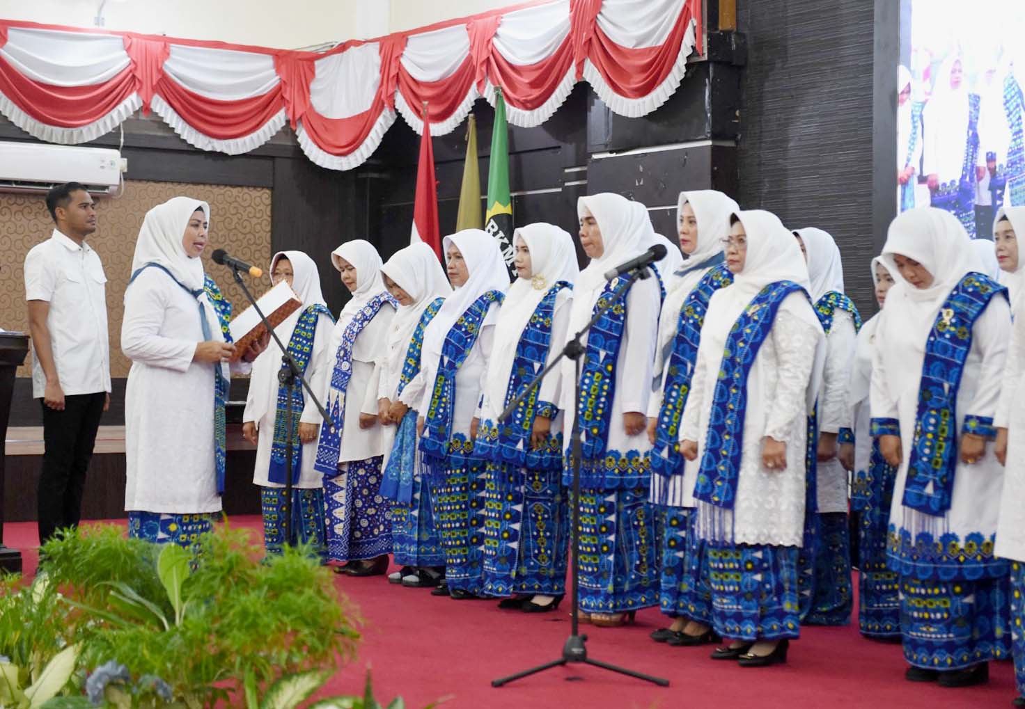 Ketua BKMT Kepri Lantik Pengurus Daerah BKMT Karimun Periode 2024-2029