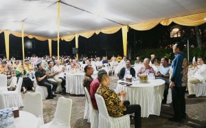 Masyarakat Batam Center Antusias Dengarkan Paparan Program Strategis Gubernur Ansar