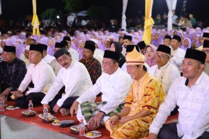 Ribuan Masyarakat Karimun Hadiri Tabligh Akbar Maulid Nabi Muhammad SAW Bersama Gubernur Ansar Ahmad