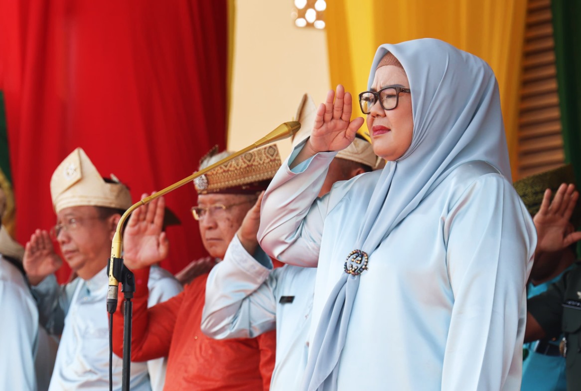 Upacara Peringatan Hari Jadi Ke-22 Provinsi Kepri Dipimpin Wakil Gubernur Marlin Agustina