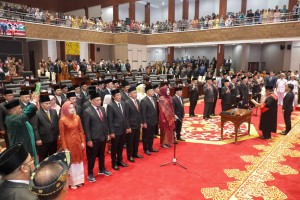 Anggota DPRD Kepri Periode 2024-2029 Resmi Dilantik, Ansar Harapkan Kolaborasi Lebih Baik