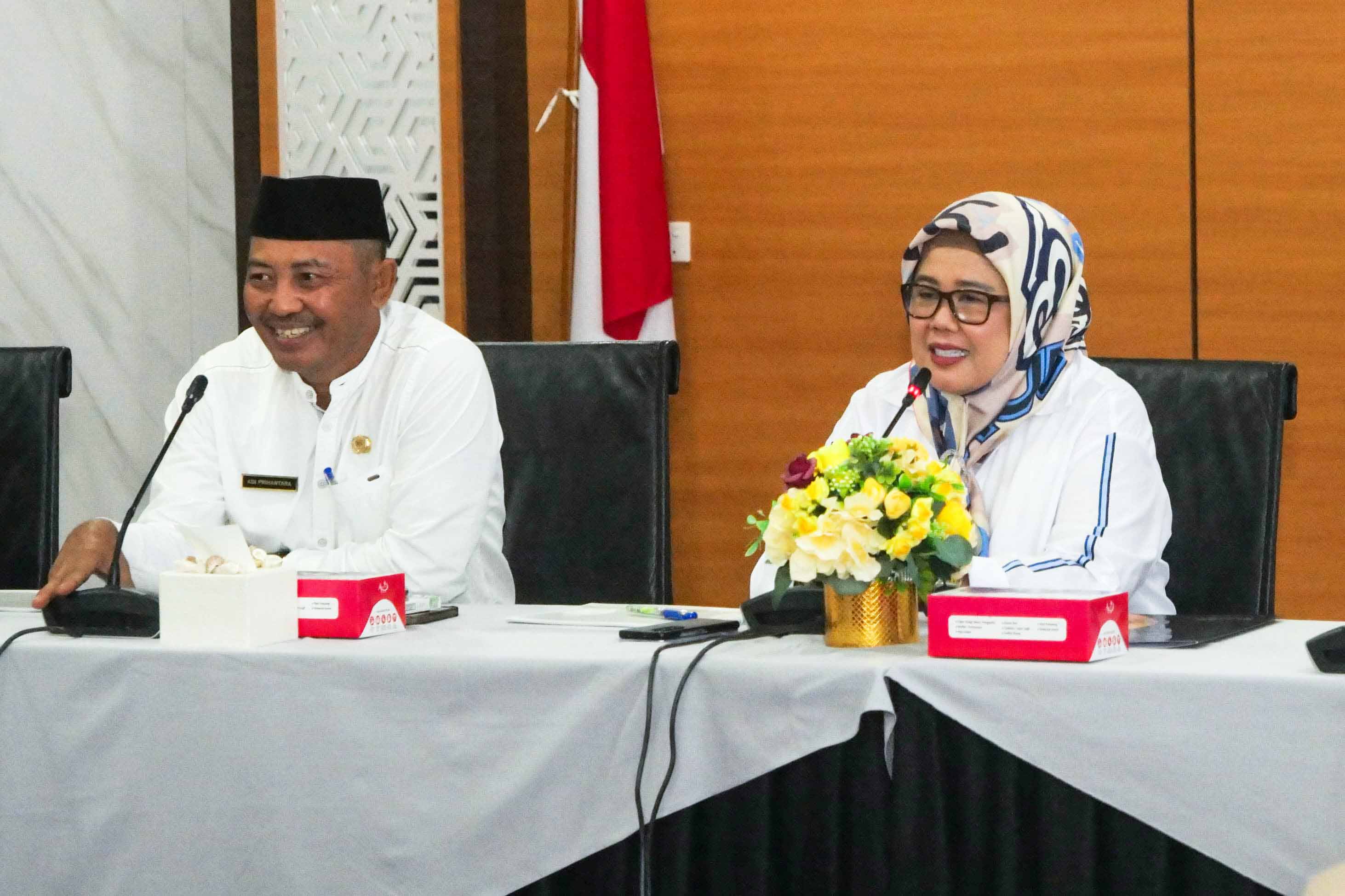 Plt. Gubernur Kepri Marlin Agustina Pimpin Rapat Perdana Bersama Kepala OPD