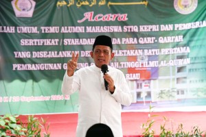 Gubernur Kepri Ansar Ahmad Tegaskan Pentingnya SDM Berkualitas di Depan Ribuan Alumni STIQ Batam