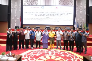 Wakil Ketua I DPRD Kepri Resmikan Peluncuran Website Resmi DPRD