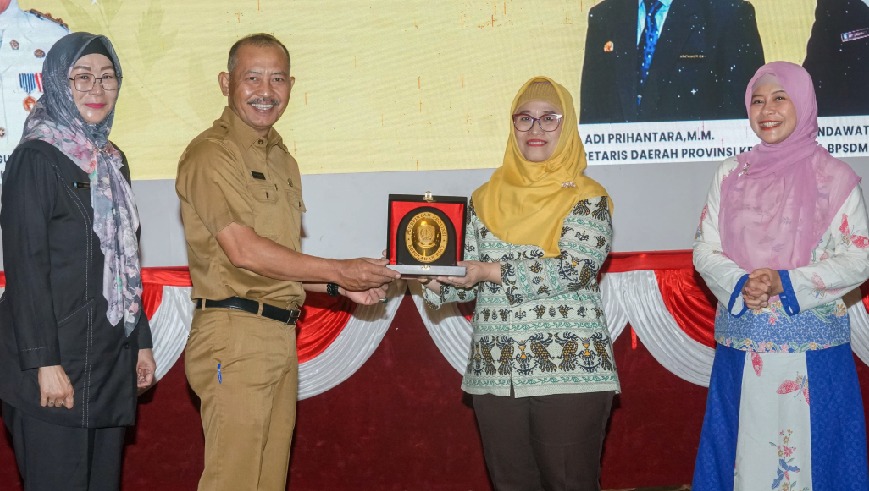 Sekdaprov Kepri Adi Prihantara Resmi Buka Workshop Pengembangan Kompetensi ASN