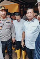 Gubernur Ansar Tinjau Langsung Lokasi Longsor di Tiban Koperasi Batam