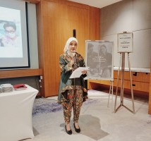 Istri Wagub Kepri Nenny Nyanyang Hadiri Soft Opening Aeskulap Aesthetic Clinic di Batam