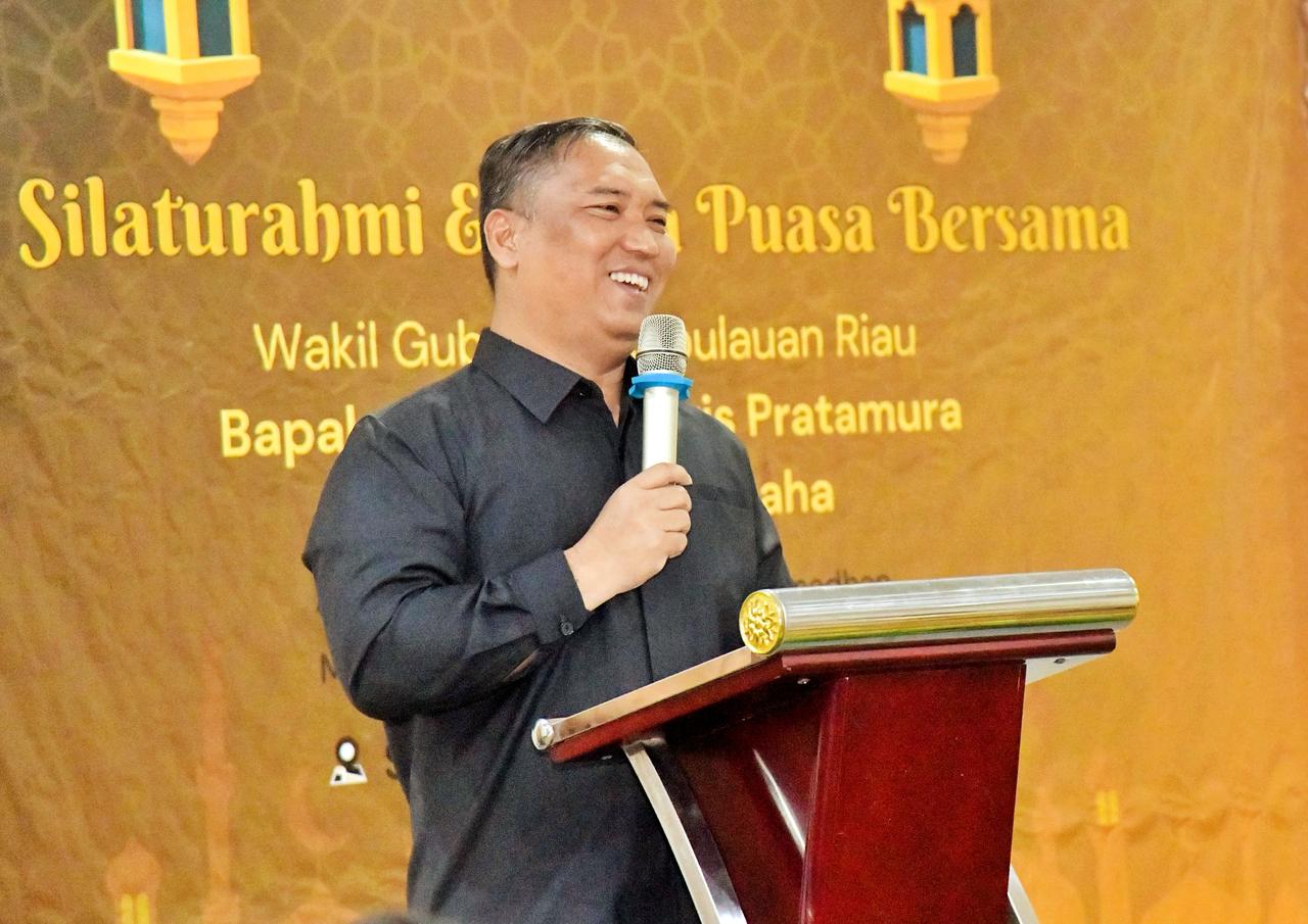 Buka Puasa Bersama, Wagub Nyanyang Ajak Masyarakat Bersinergi Bangun Kepri