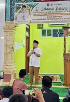 Wagub Kepri Nyanyang Haris Pratamura Lanjutkan Safari Ramadhan di Masjid Al-Istiqomah Sagulung