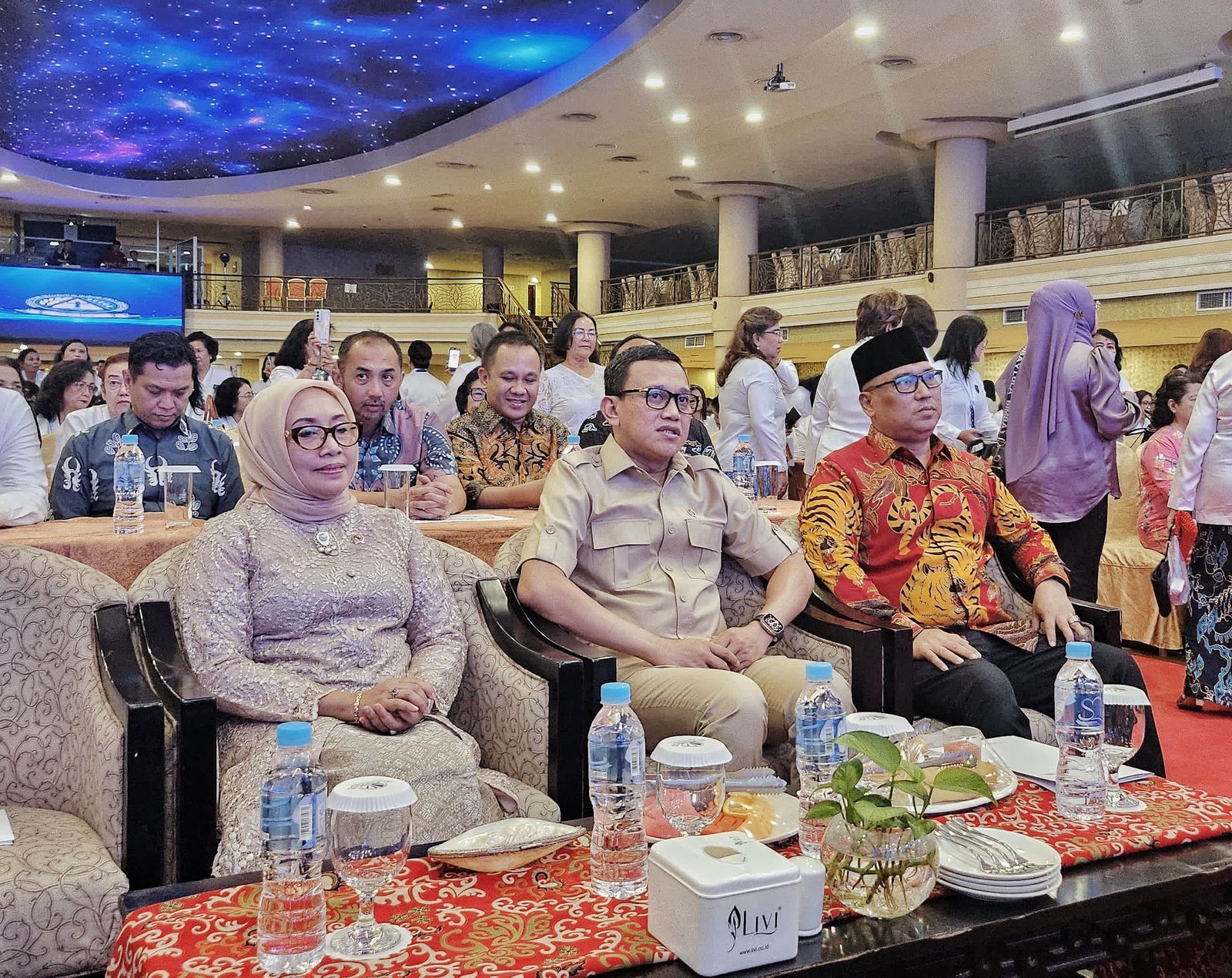 Wagub Nyanyang Hadiri Rakernas Persatuan Wanita Kristen Indonesia Tahun 2025