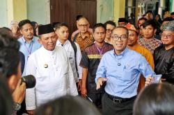 Mendiktisaintek Brian Yuliarto Didampingi Gubernur Ansar Tinjau UTBK UMRAH