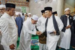 Gema Takbir dan Pesan Keikhlasan Gubernur Ansar Warnai Iduladha 1446 H di Tanjungpinang