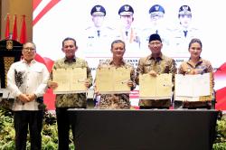 Perkuat Sinergi Daerah, Gubernur Ansar Teken MoU dengan Tiga Gubernur