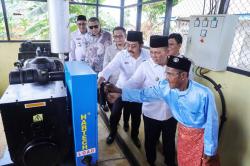 Resmikan Genset Pulau Bahan, Gubernur Ansar: "Kita Ingin Warga Pulau Merasakan Layanan Seperti di Kota"